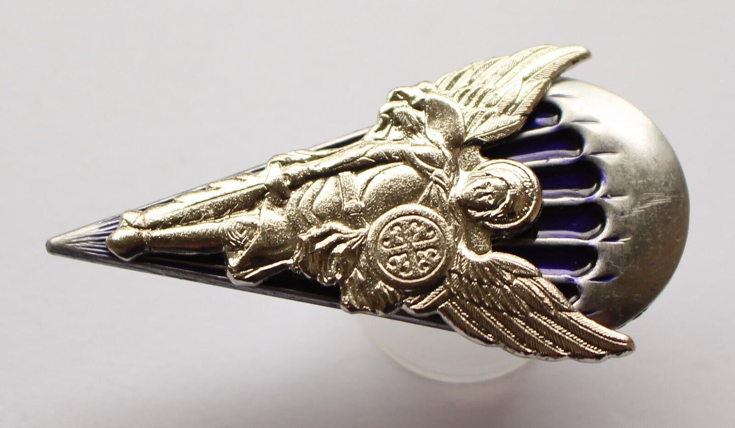 UKRAINIAN ARMY BADGE Paratroopers Airborne Troops Medal Skydiver Archangel Michael VDV Gold Silver