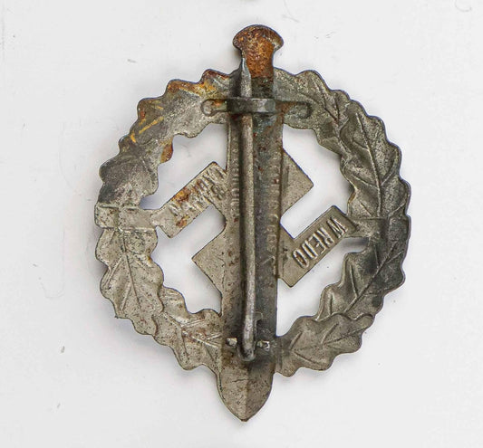 WW2 Original SA Sports Badge in Silver by W. Redo