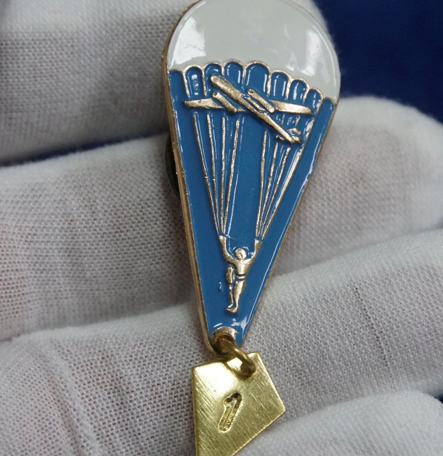 UKRAINIAN ARMY Classification BADGE Paratroopers Airborne Troops