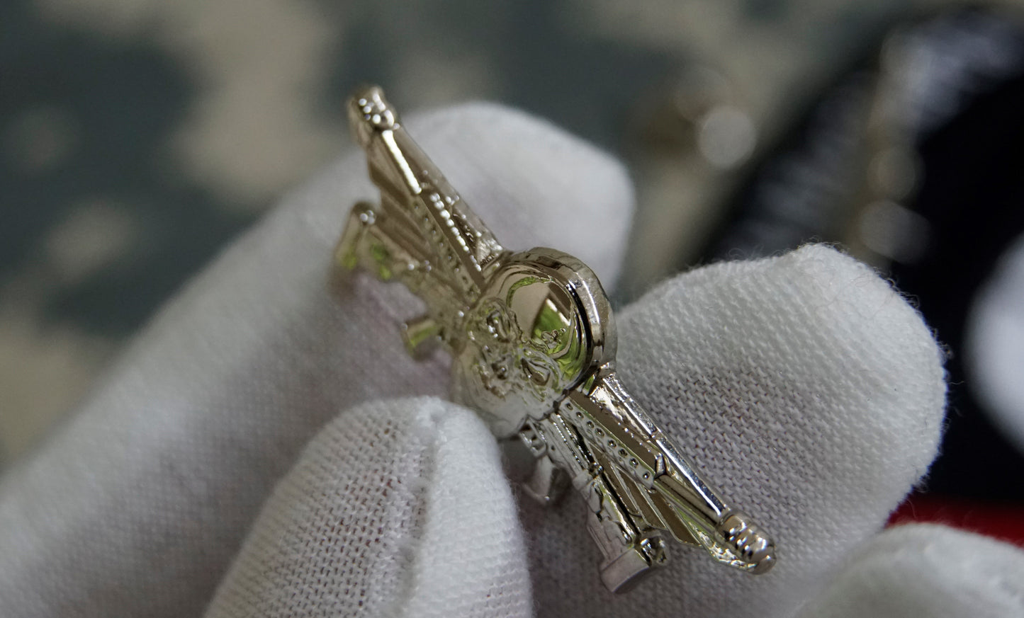 Set of Two Pins ARMY of UKRAINE Rifle SKULL Emblem Sniper Spec Ops За неньку Україну