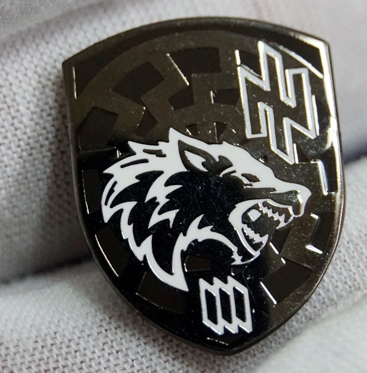 New Pin Type 2 Rhombus Badge ARMY of UKRAINE Former AZOV 3rd Separate Assault Brigade Werewolf