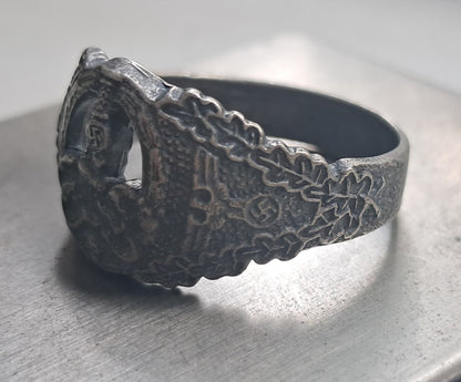 A GERMAN  Antipartizan Snake Silver 800 RING
